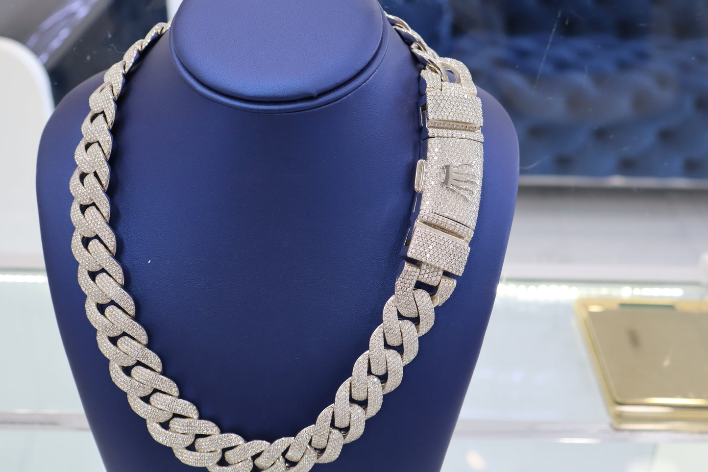 Silver 18mm & 22" Chain